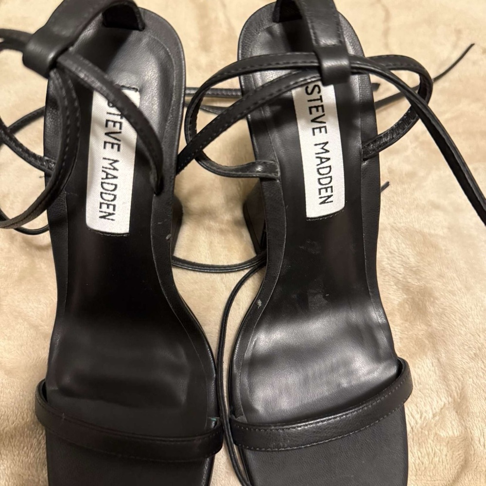 Steve Madden Elegant Black Heels